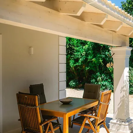 Villa Jinjola By Mavronas Agios Stefanos Kassiopi